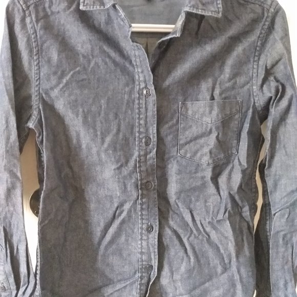 Uniqlo Button Down Shirt - Picture 2 of 4